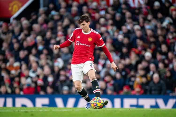 开云平台入口-罗体：佛罗伦萨有意林德洛夫、卡维利亚，加强中后场实力