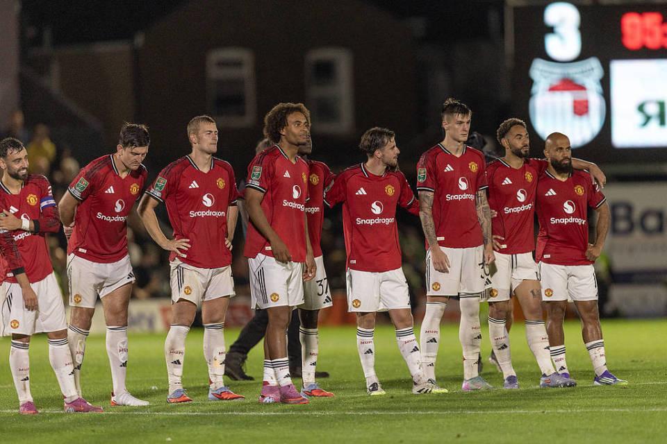 开云app-曼联麻了？8500万新援获最低分+3场0球！1米95却扛不过英乙后卫