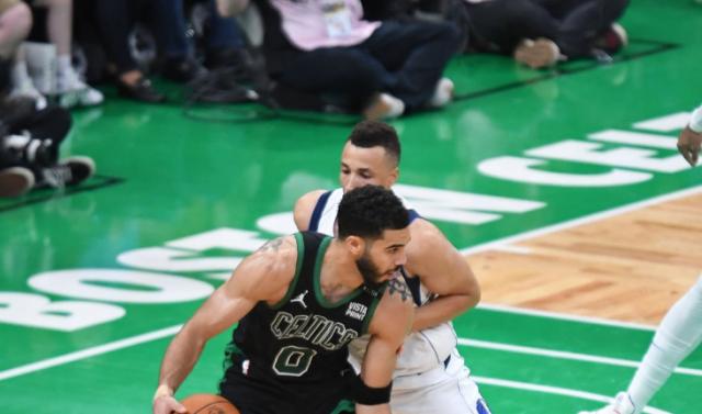 开云平台入口-最新FMVP赔率出炉！塔图姆第1东契奇第3，欧文跌第7