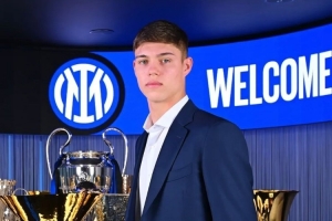 开云app-意天空：帕拉西奥斯在重新考虑是否加盟桑托斯，转会处于搁置状态