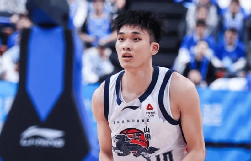 kaiyun应用-山东步正轨！珀塞尔打成第1外援，2后场攻守兼备，新大外即将抵达