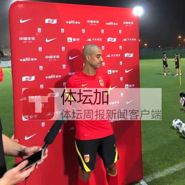 开云app-​阿兰：自己给自己剃光头 打越南期待能有出场机会